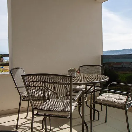 Super Modern Gold, Beautiful View דירה